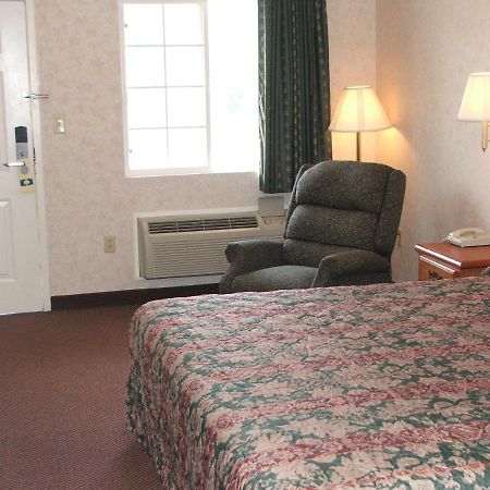 Deerfield Inn Greenbrier Esterno foto